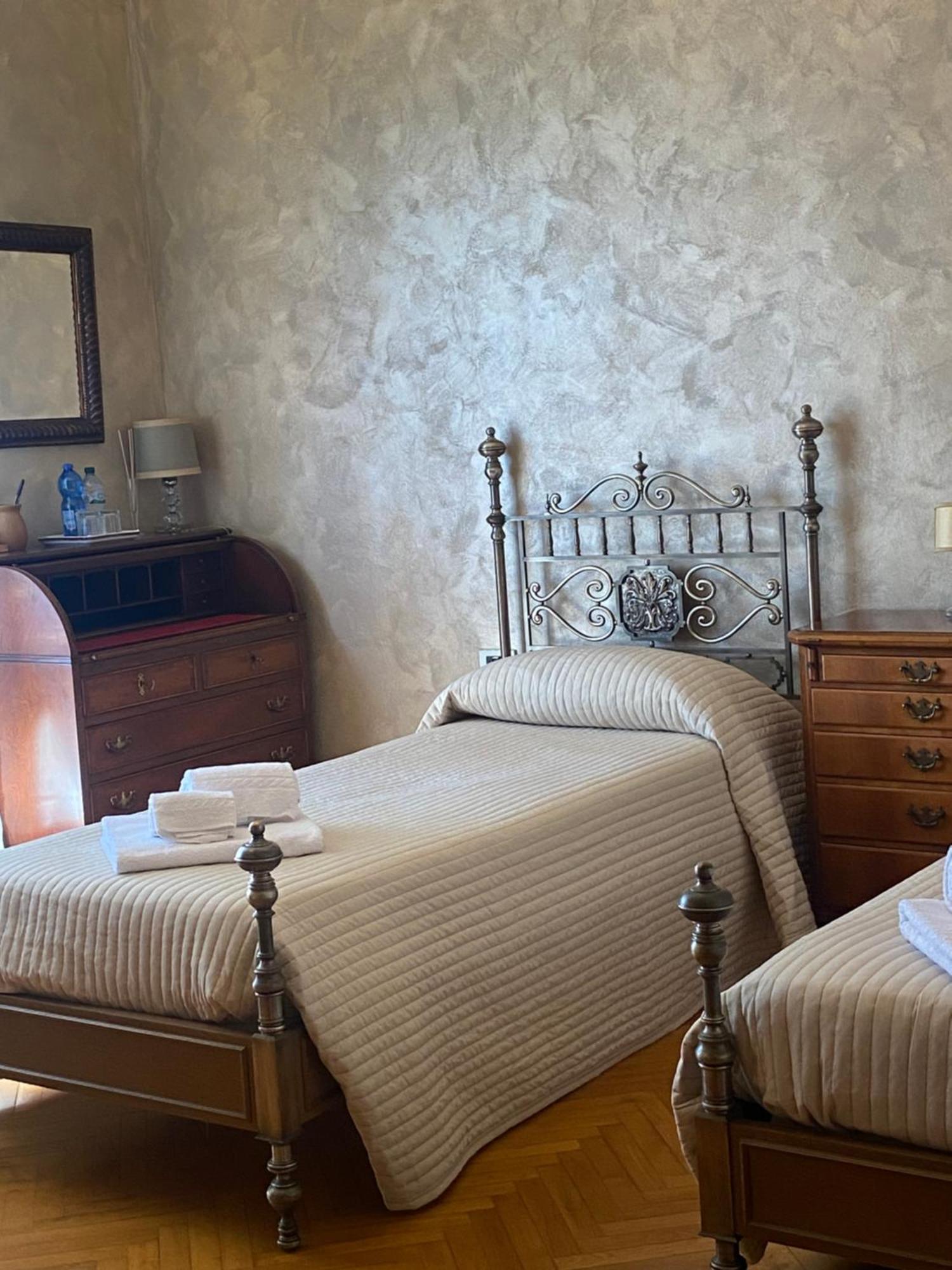 Da Ronald ... A Pian Del Papa Guest House Pratovecchio Ngoại thất bức ảnh