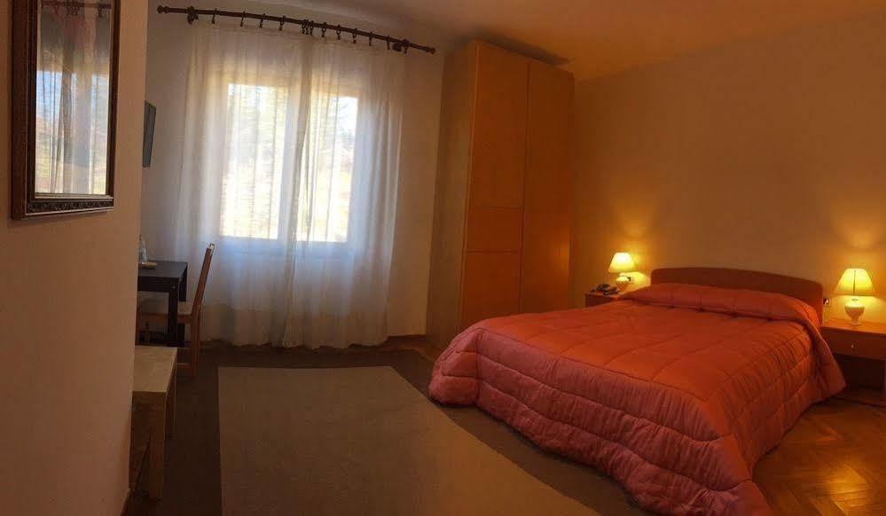 Da Ronald ... A Pian Del Papa Guest House Pratovecchio Ngoại thất bức ảnh